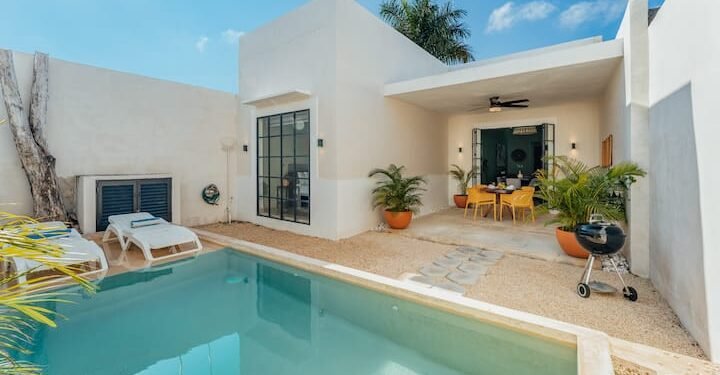 Prepara Yucatán Ley de Turismo para regularizar plataformas como Airbnb