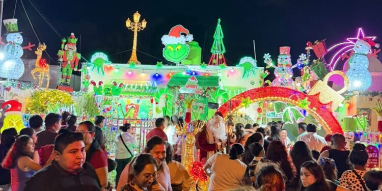 La Casa Más Navideña conquista Yucatán con encendido mágico