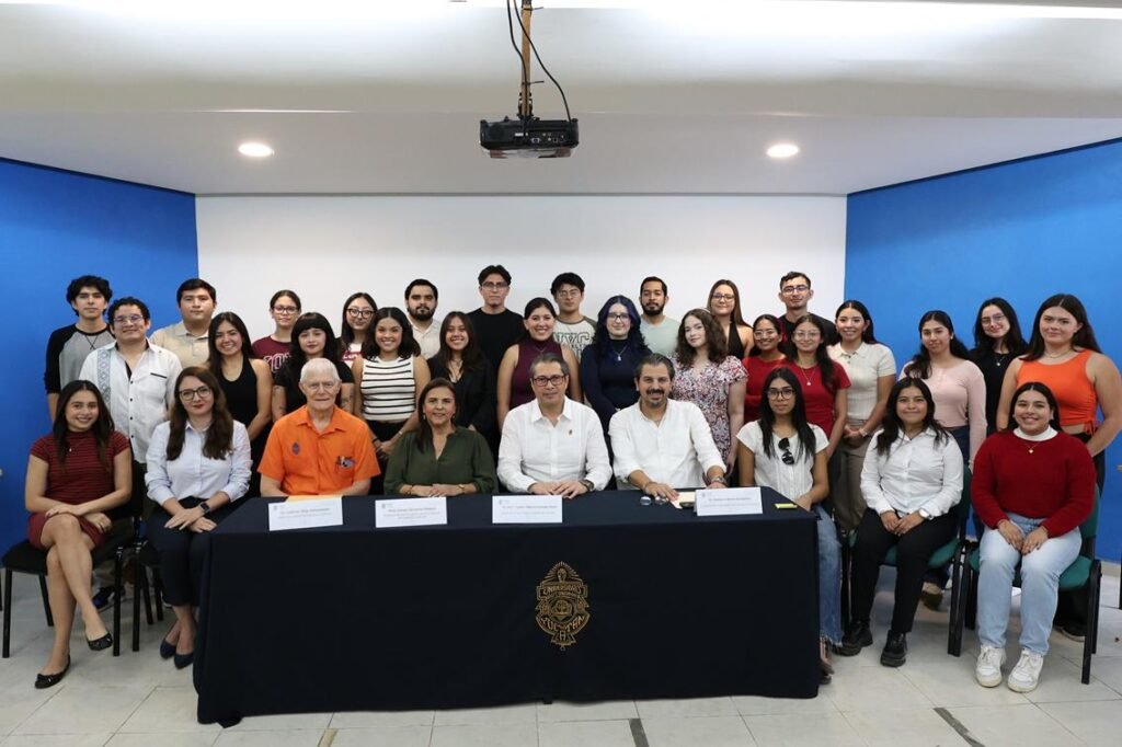 UADY, Becas, Movilidad Estudiantil, Estudiantes, Universitarios