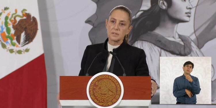 Revisan entrega de vales navideños para trabajadores federales