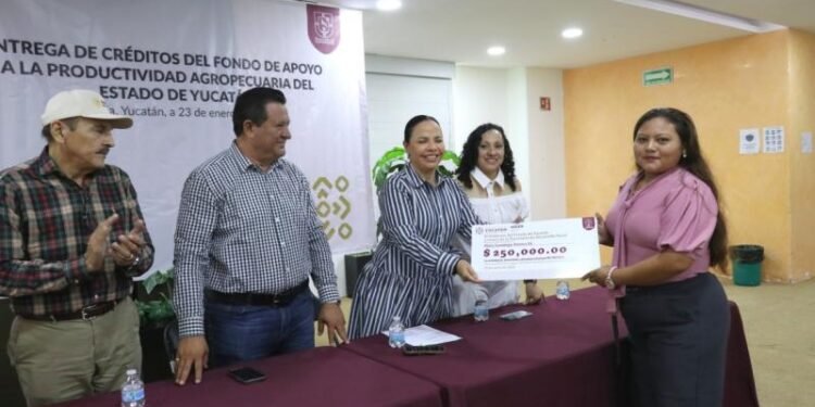 Otorgan créditos con tasa preferencial del 7% a los productores del campo y la pesca