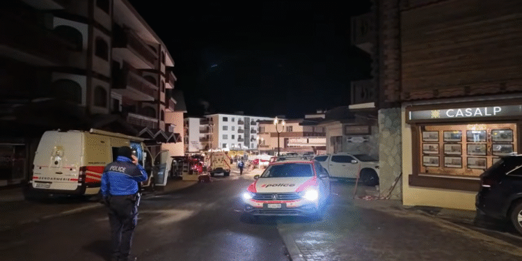 Incendio en bar de Suiza deja decenas de muertos y heridos en fiesta de Año Nuevo