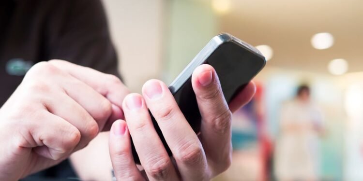 ¡Ojo! Alertan por llamadas falsas para vincular líneas celulares