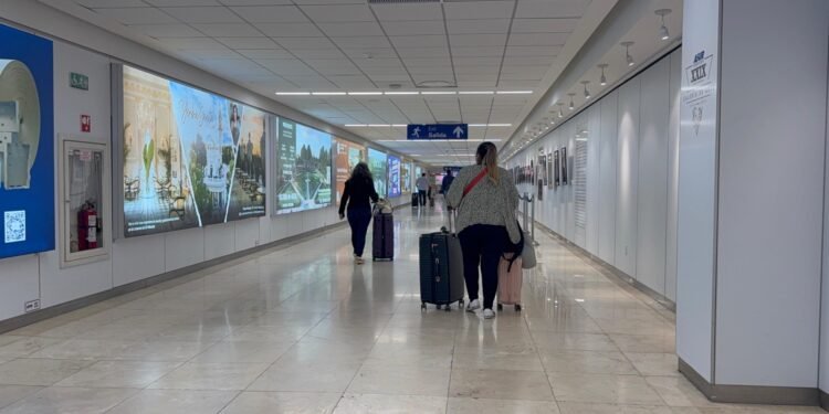 ¿Problemas con tu vuelo? Profeco refuerza atención en el aeropuerto de Mérida