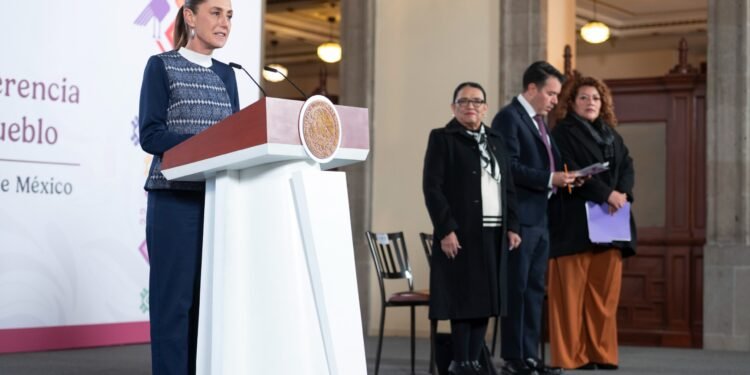 Sheinbaum pide agilidad en la reparación del daño a afectados por tren interoceánico