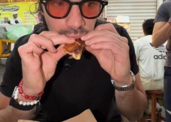 Influencer “El Arturito” cae rendido ante la cochinita y el lechón yucateco de La Tía
