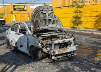 Estados Unidos pide a sus ciudadanos en México resguardarse, ante narcobloqueos en varios estados