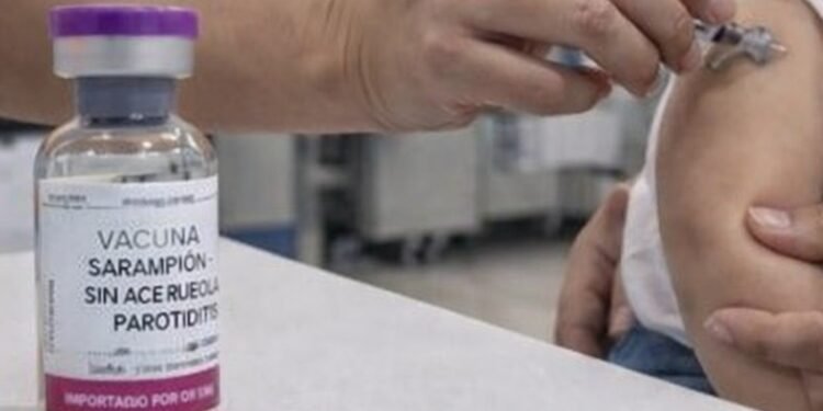 El sarampión no cede en México y los niños pequeños concentran los contagios