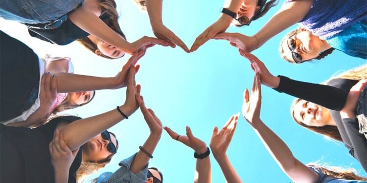 ¿Quiénes son tus reales? Científicos de la UNAM afirman que la amistad protege la salud y da sentido a la vida