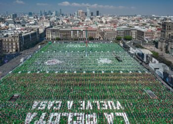 México rompe Récord Guinness con la clase de futbol más grande del mundo