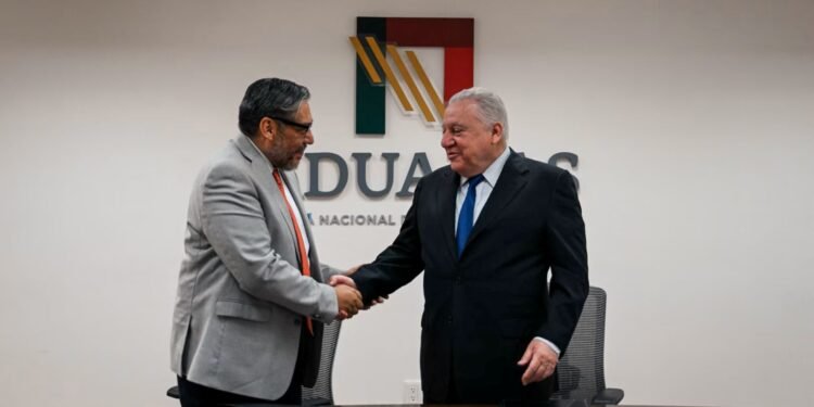 Fortalecen formación y tecnología en aduanas con alianza entre instituciones educativas