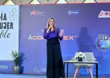 Convenio busca abrir más espacios para mujeres en la industria eléctrica