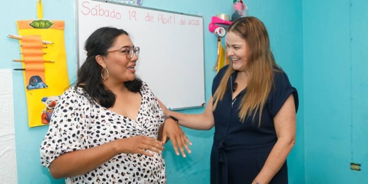 Mérida abre la puerta a la universidad para 100 mujeres