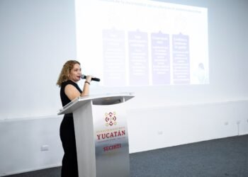 Especialistas y comunidades debaten futuro del agua en Yucatán