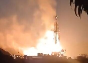 Emergencia en zona petrolera: arde pozo Krem-1 en el sur de Veracruz