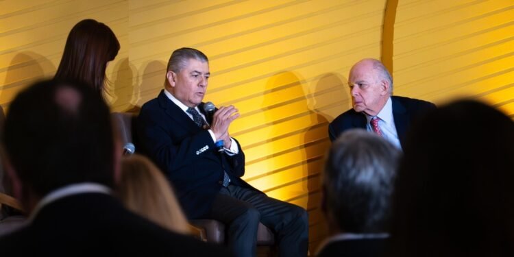 Libro sobre Eugenio Garza Lagüera rescata su legado empresarial y visión social