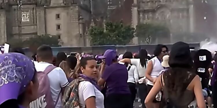 Marchas del 8M dejan pérdidas por más de 61 millones y gastos de seguridad a comercios