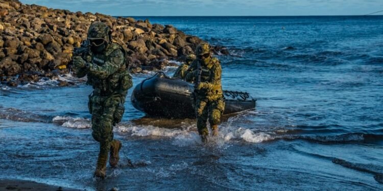Avalan envío de fuerzas especiales de Marina a EU para entrenamiento en Mississippi