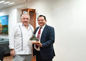 Rafael Marín Mollinedo crece en encuestas rumbo a la gubernatura de Quintana Roo