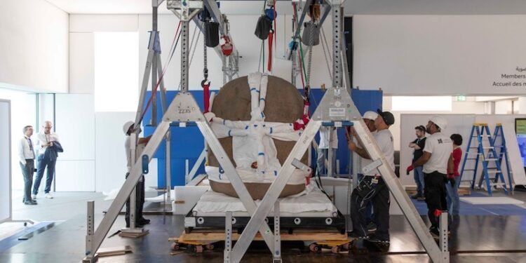 Cabeza olmeca en Abu Dabi enfrenta incertidumbre por conflicto bélico