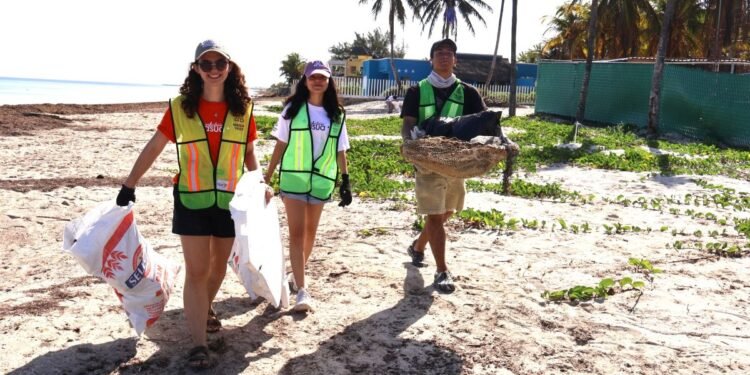 Retiran más de 190 kilos de residuos en jornada de limpieza en San Crisanto
