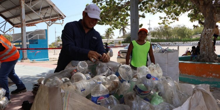 Las Coloradas recolecta más de 1.5 toneladas de residuos en jornada ambiental