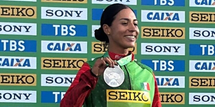 Histórico: Alejandra Ortega, segunda del mundo en medio maratón de marcha