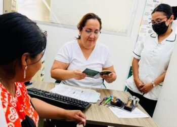Arranca credencialización universal de salud con 3 mil registros diarios