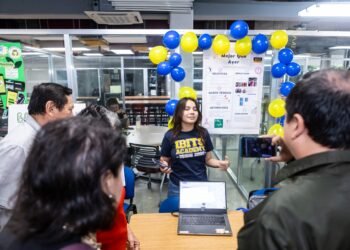 Feria ciencias abre la puerta a los jóvenes a competencias nacionales e internacionales