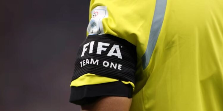 Mexicanos al silbatazo: FIFA confirma árbitros para el Mundial 2026