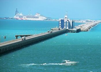 Progreso acelera: primera fase del puerto ya casi está lista