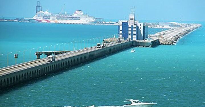 Progreso acelera: primera fase del puerto ya casi está lista