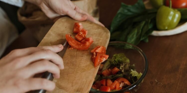 Insumos al alza ponen en alerta a restauranteros