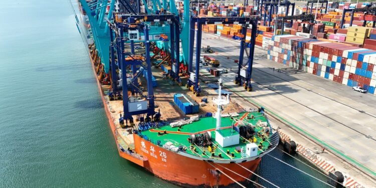 Hutchison Ports ICAVE destina 540 mdp a modernización tecnológica y sostenibilidad
