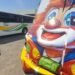 ¡Payaso por un día! Chofer de autobús se transforma para celebrar el Día del Niño