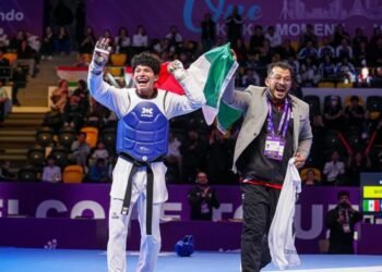 Guillermo Cortés conquista el oro mundial juvenil de Taekwondo en Uzbekistán