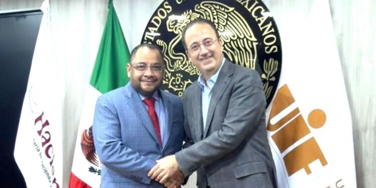 Refuerzan el comercio exterior e intercambio de información mediante alianza CAAAREM-UIF