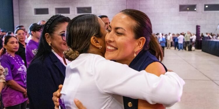 Baja California Sur perfila su contienda y Quiroga destaca en encuesta