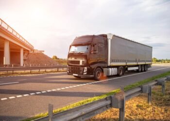 Industria de vehículos pesados muestra señales mixtas y apuesta por reactivación