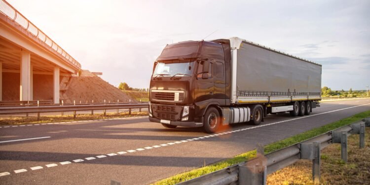 Industria de vehículos pesados muestra señales mixtas y apuesta por reactivación