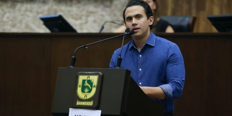 Señalan presunto uso de medicamentos falsos en Issste Yucatán; llega al Congreso