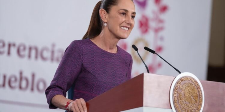 Sheinbaum reacciona a incendio en almacenes Bienestar. Esto fue lo que dijo