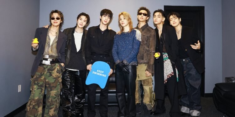 ¿Cómo fue el regreso de BTS en los AMAs? Ganan Artista del Año y mejor canción