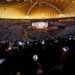 Las ARMY toman las calles por BTS: filas kilométricas y tensión por mercancía oficial