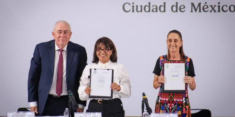 Lanzan acuerdo histórico para el maíz; productores tendrán compras anticipadas