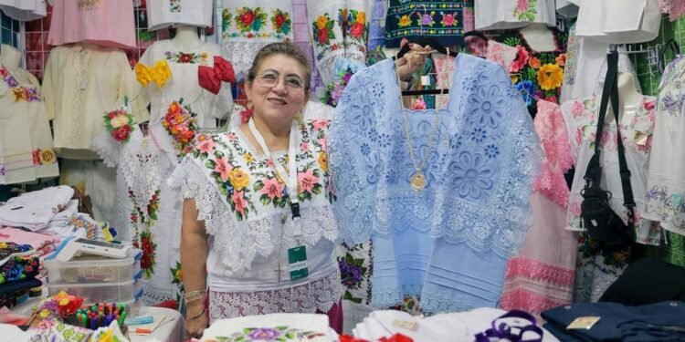 La Capital del país ya huele a Yucatán: pib, marquesitas y orgullo maya por delante