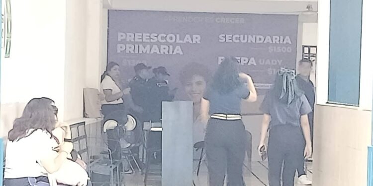 Reporte de presunto tiroteo activa fuerte operativo en escuela del Centro de Mérida