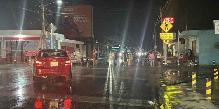 ¡Kanasín explota! Vecinos bloquean accesos tras más de 48 horas sin luz