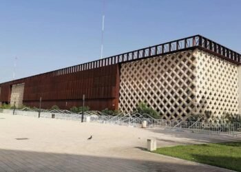 El Siglo XXI entra en “modo rescate” a contrarreloj
