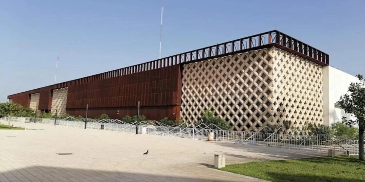 El Siglo XXI entra en “modo rescate” a contrarreloj
